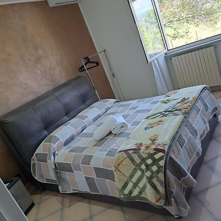 阿瑞亚多莫斯住宿加早餐旅馆 庞贝 外观 照片