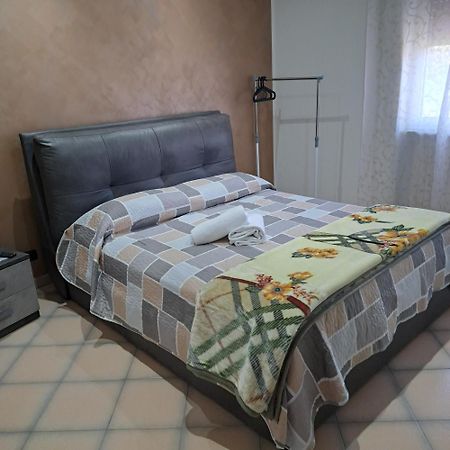 阿瑞亚多莫斯住宿加早餐旅馆 庞贝 外观 照片